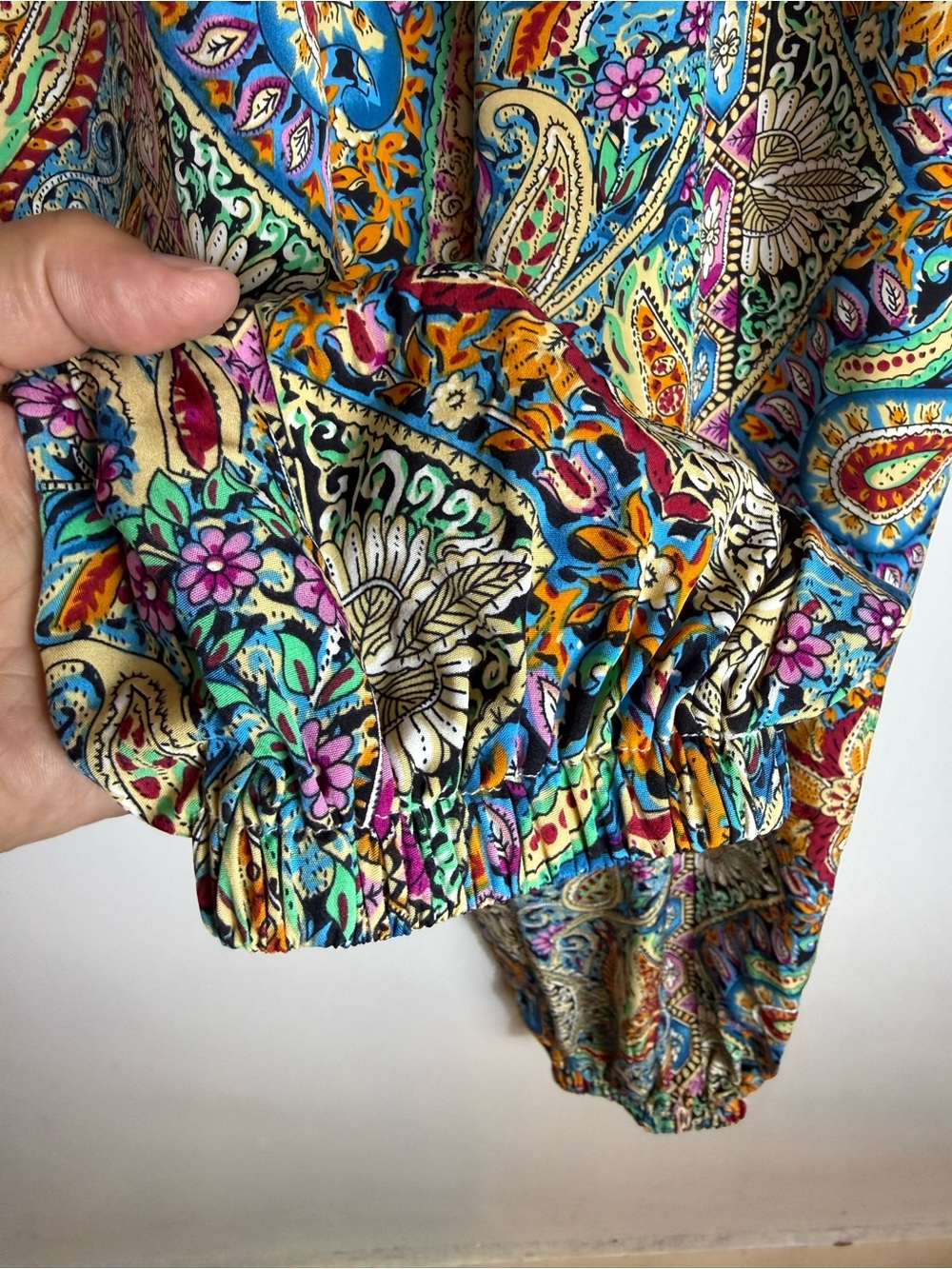 Cupshe Smocked Floral Paisley Boho Beach Pants NWT Size XS Colorful Vacation - Picture 3 of 6